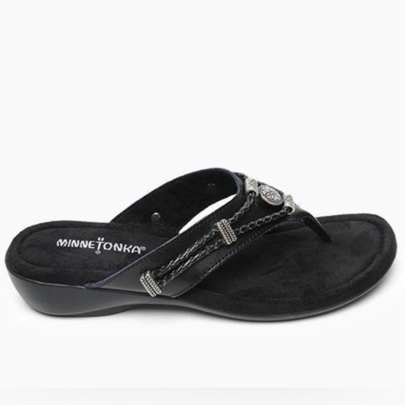 Minnetonka Shoes - Minnetonka Black Leather Braided Thong Sandals Womens Size 10 Southwestern Boho